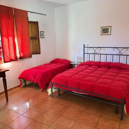Masseria Rocca Di Gonato Castelbuono Kültér fotó